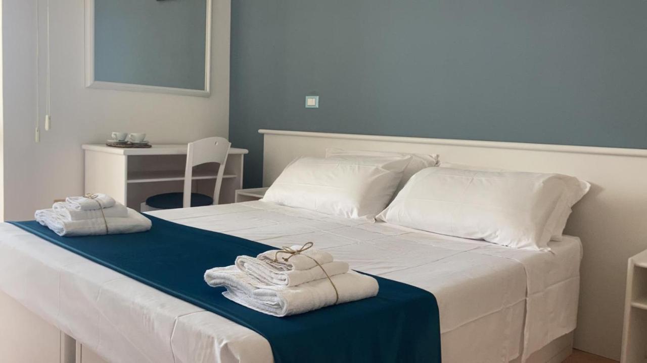 Gatto Bianco Casalabate Hotel เลชเช ภายนอก รูปภาพ